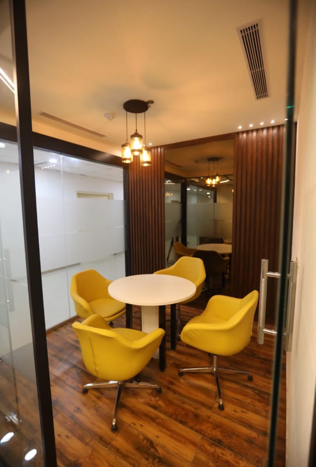 Studio a2z Luxury interior  & turnkey Sloution Company Gurugram
